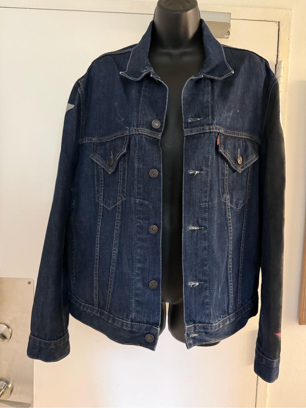 Levi's Dark Indigo Denim Trucker Jacket